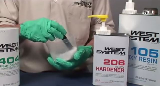 How to thicken epoxy with epoxy fillers