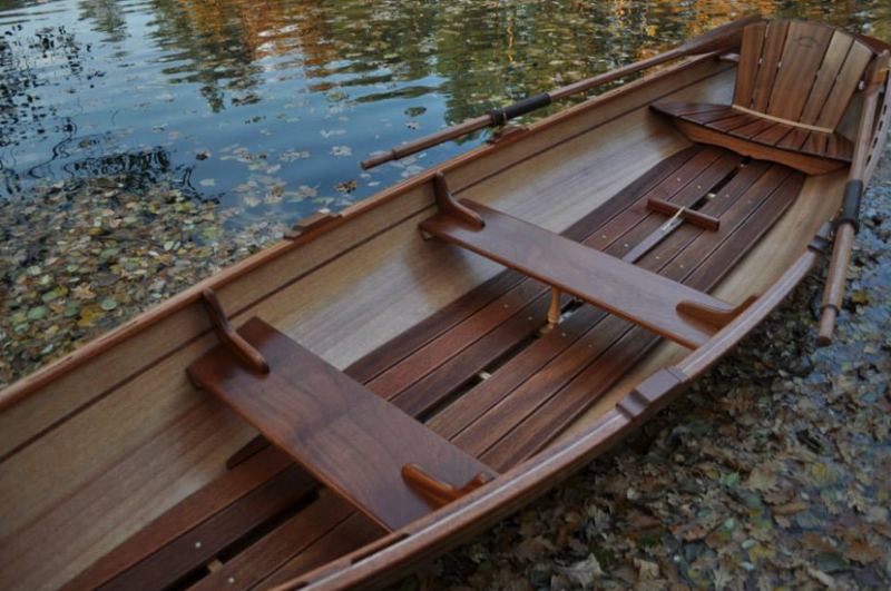 Building a canoe business by surfing the web