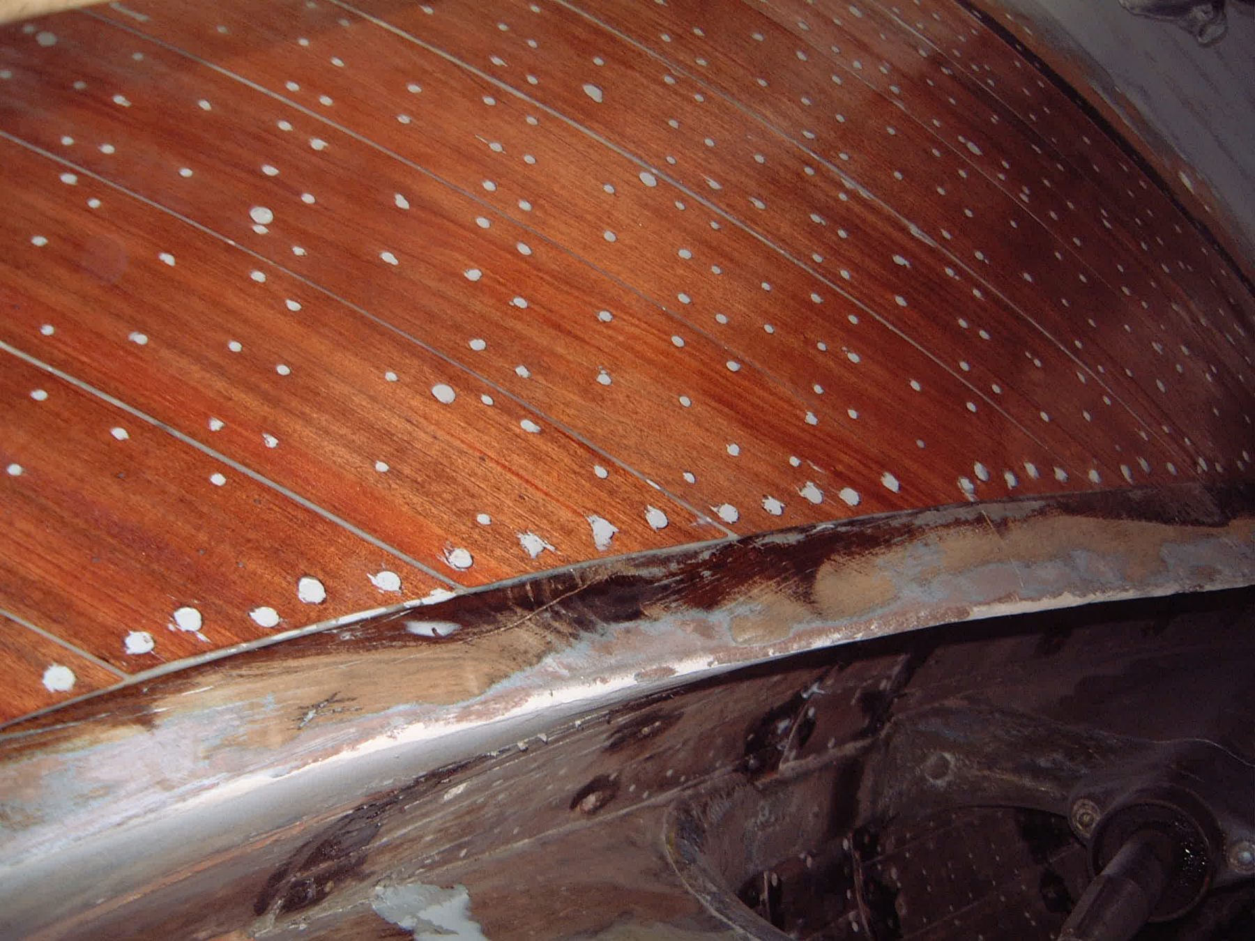 How to repair double diagonal hull planks