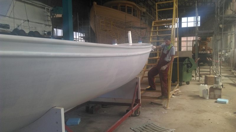 painting the hull
