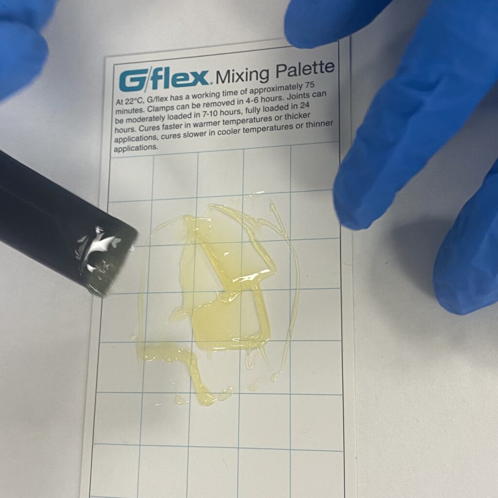 Mixing the west system g/flex epoxy 